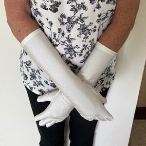 NWT Ivory Satin Formal Gloves Elbow